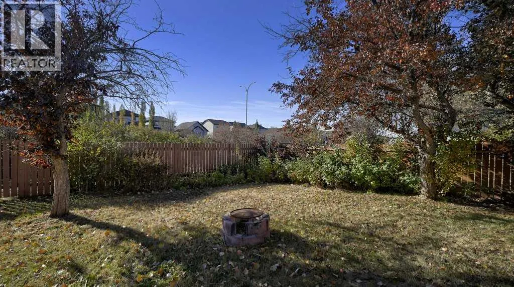 68 Marquis Place SE