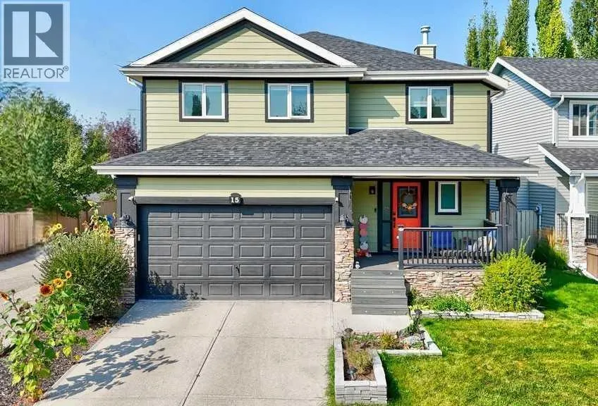 15 Chaparral Crescent SE