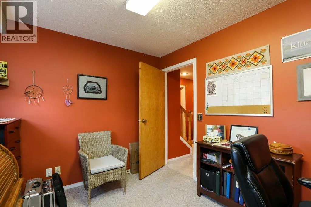 43 Sherwood Boulevard W