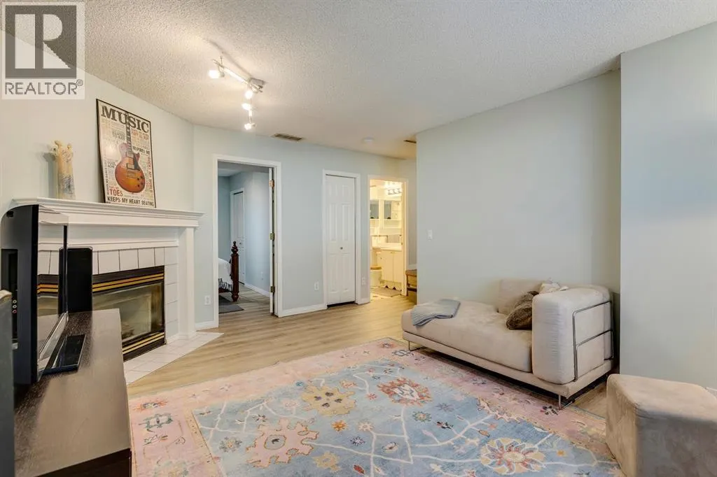 19 Sunlake Gardens SE