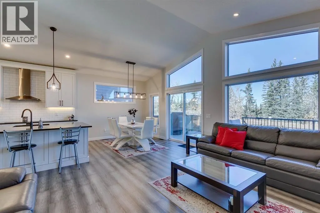 154 Riverwood Crescent SW