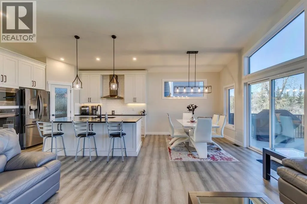 154 Riverwood Crescent SW
