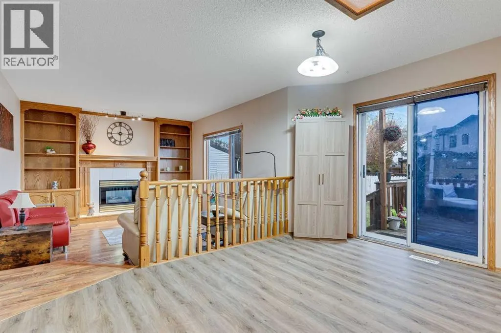 399 Sunlake Road SE