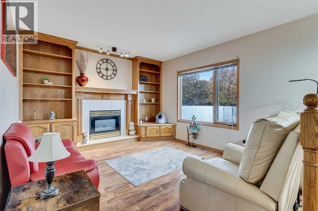 399 Sunlake Road SE