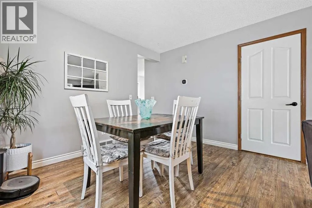 32 Millrise Crescent SW