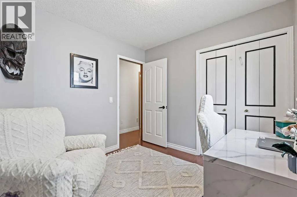 32 Millrise Crescent SW