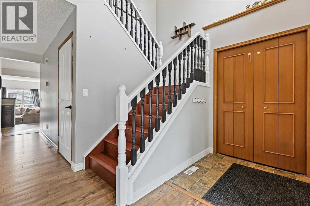 32 Millrise Crescent SW