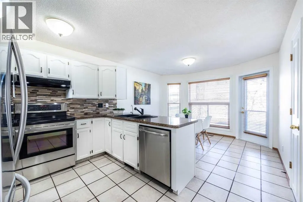 251 Douglas Woods Drive SE