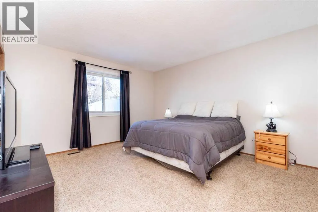 251 Douglas Woods Drive SE