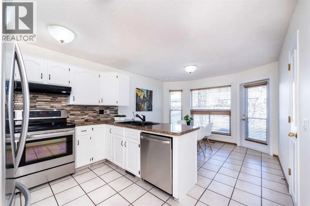 251 Douglas Woods Drive SE