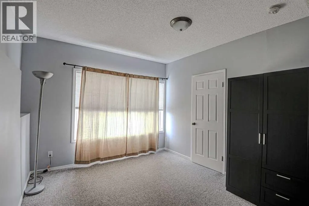 217 Somerside Close SW