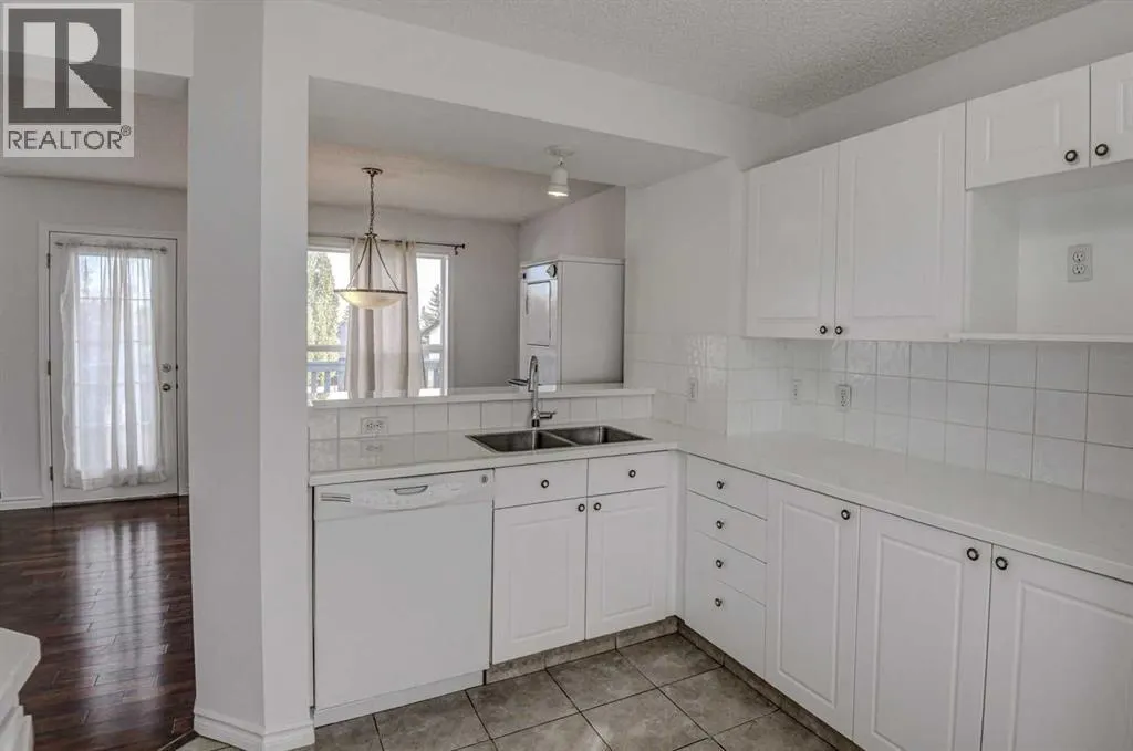 217 Somerside Close SW