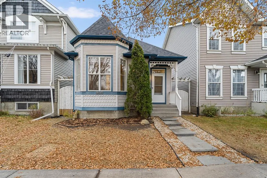 203 Prestwick Heights SE