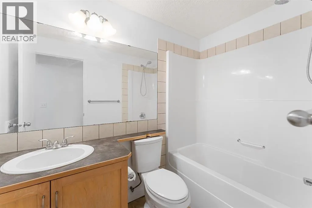203 Prestwick Heights SE