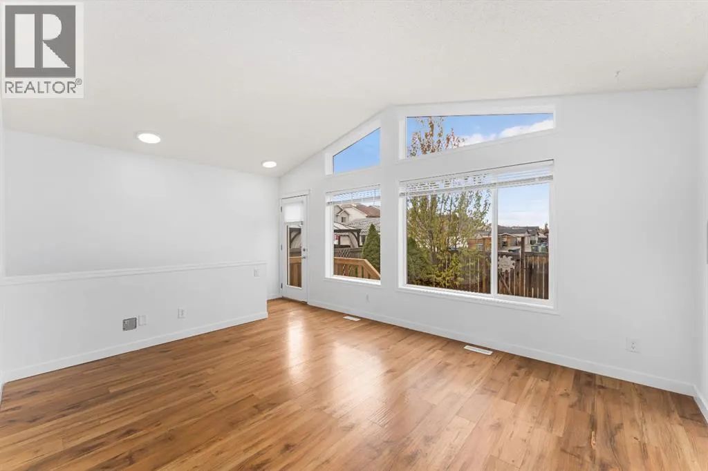 203 Prestwick Heights SE