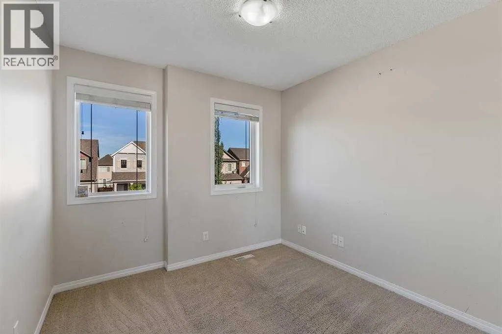 724 Windridge Road SW