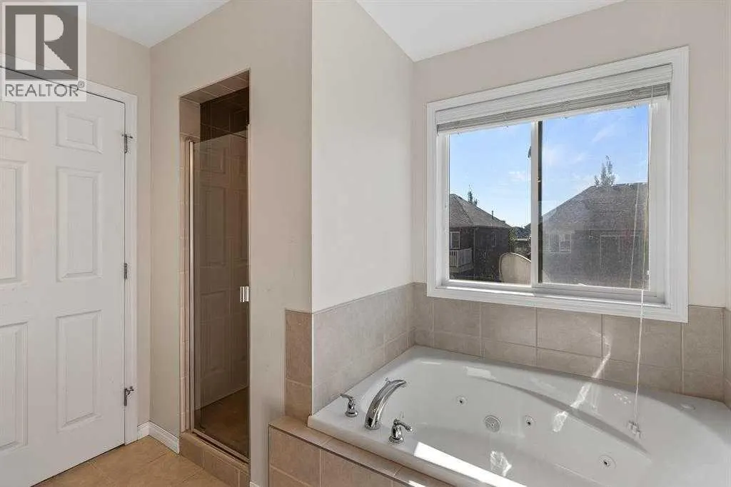 724 Windridge Road SW