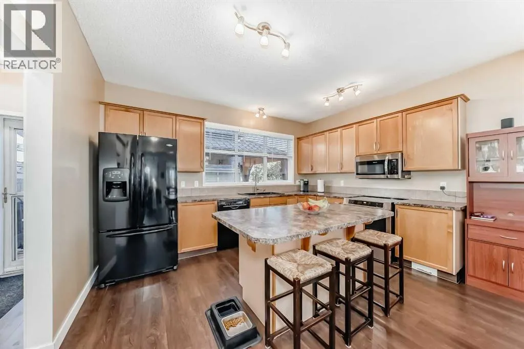 202 Copperfield Grove SE