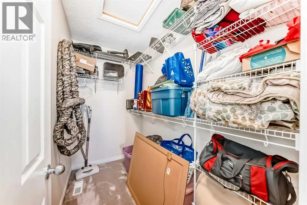 202 Copperfield Grove SE