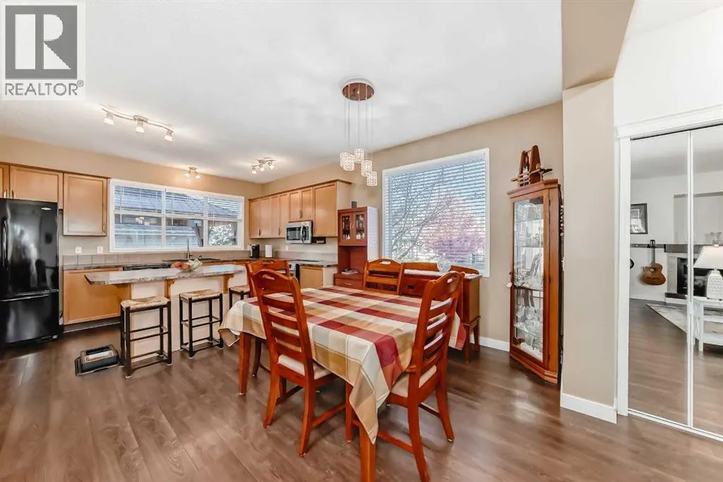 202 Copperfield Grove SE