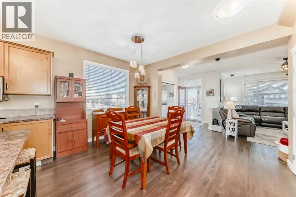 202 Copperfield Grove SE