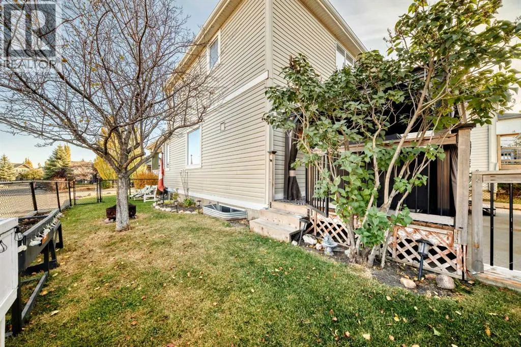 202 Copperfield Grove SE