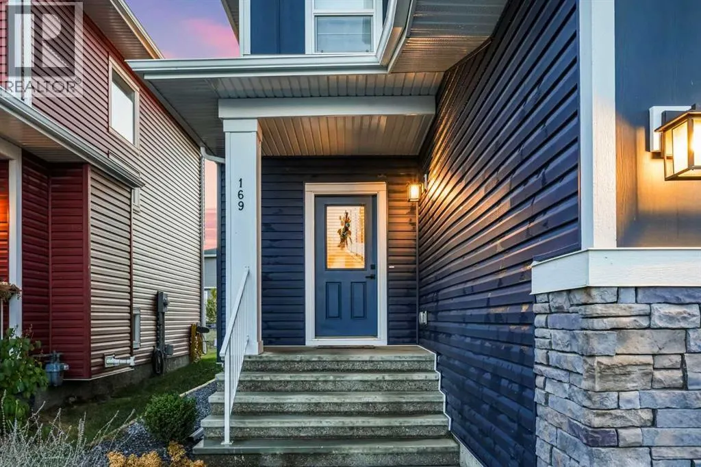 169 Dawson Harbour Heights