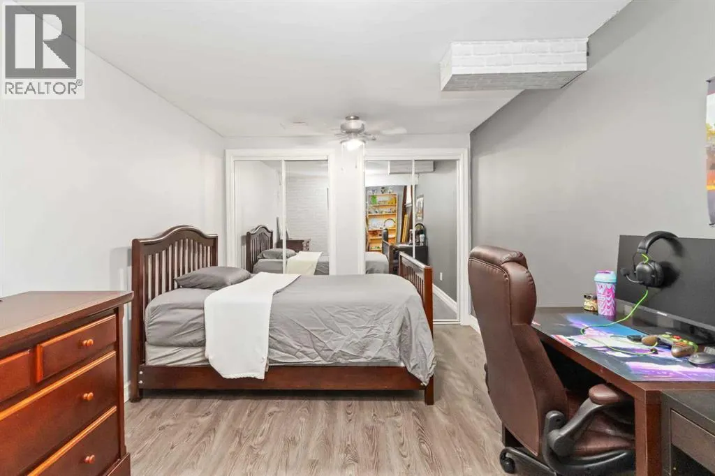 137 Bird Crescent