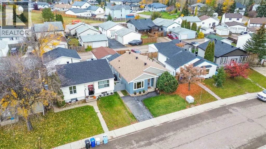 137 Bird Crescent
