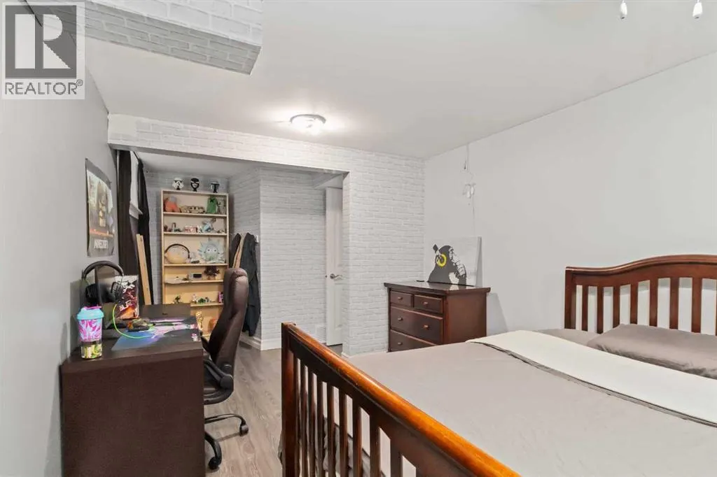 137 Bird Crescent