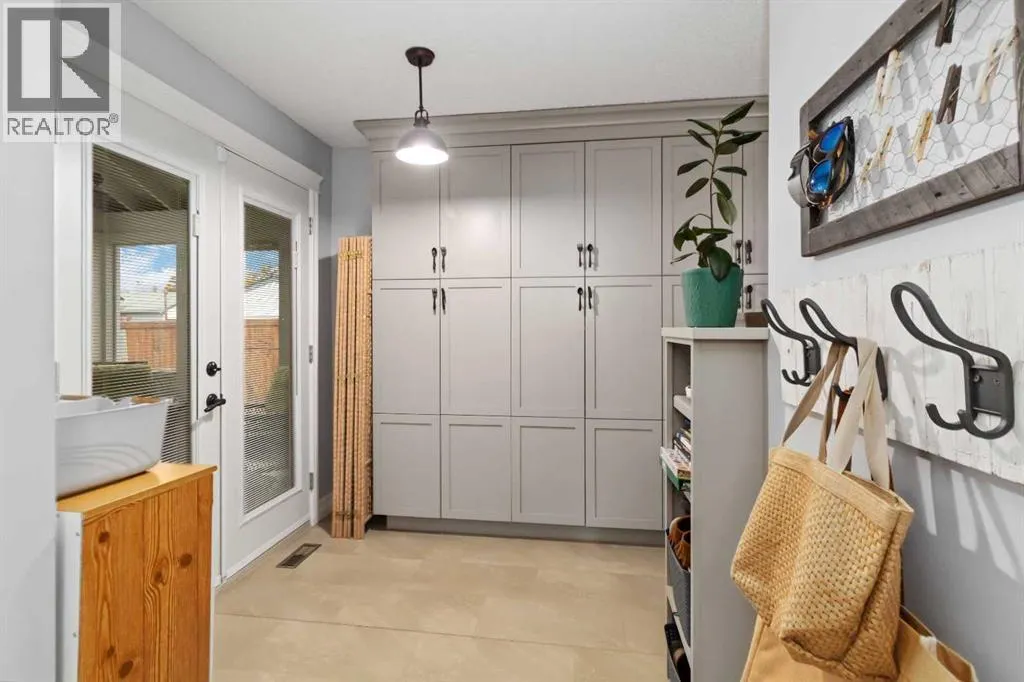 137 Bird Crescent