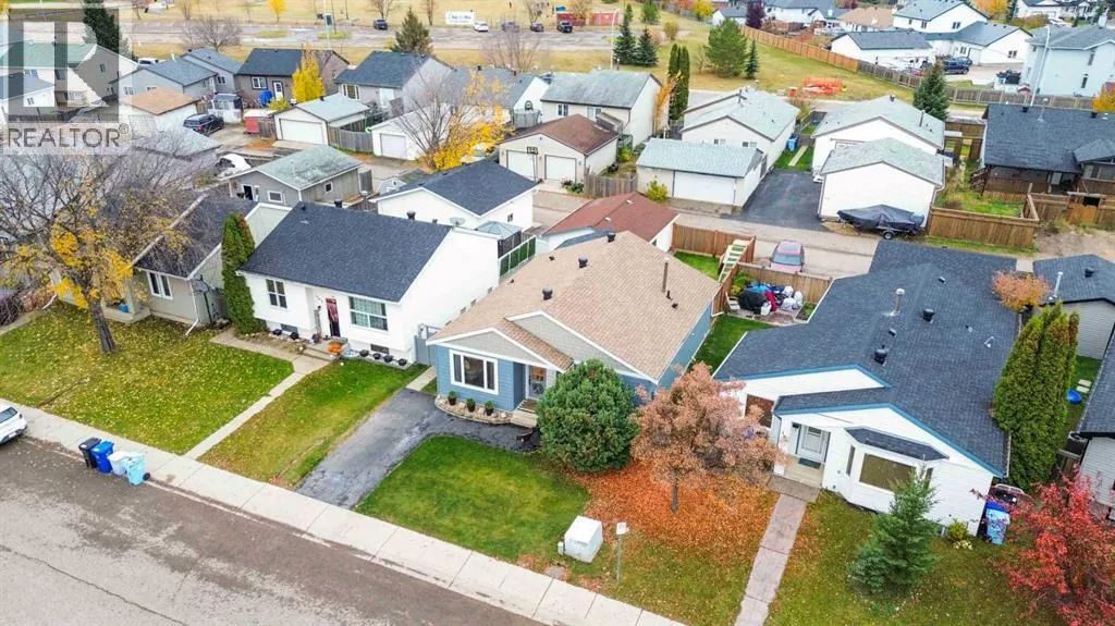137 Bird Crescent