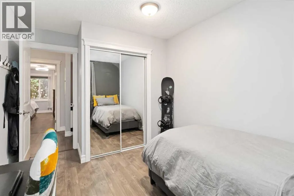137 Bird Crescent