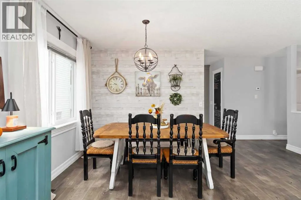 137 Bird Crescent