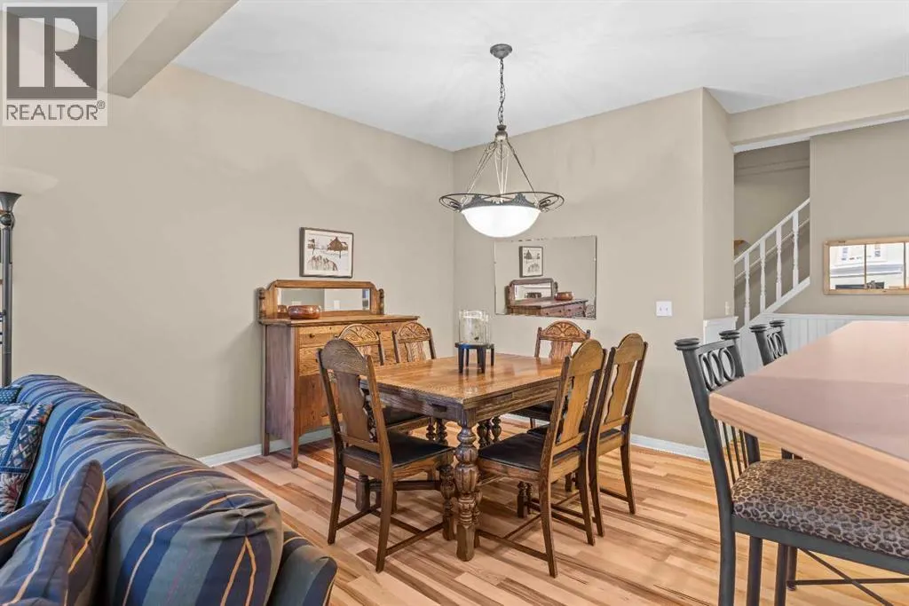 18, 164 Rundle Drive