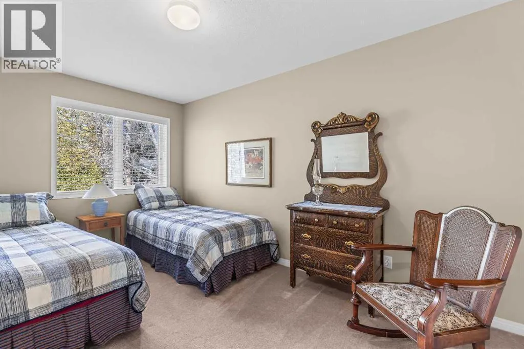 18, 164 Rundle Drive