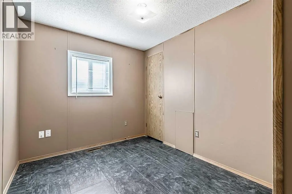 422 Homestead Trail SE