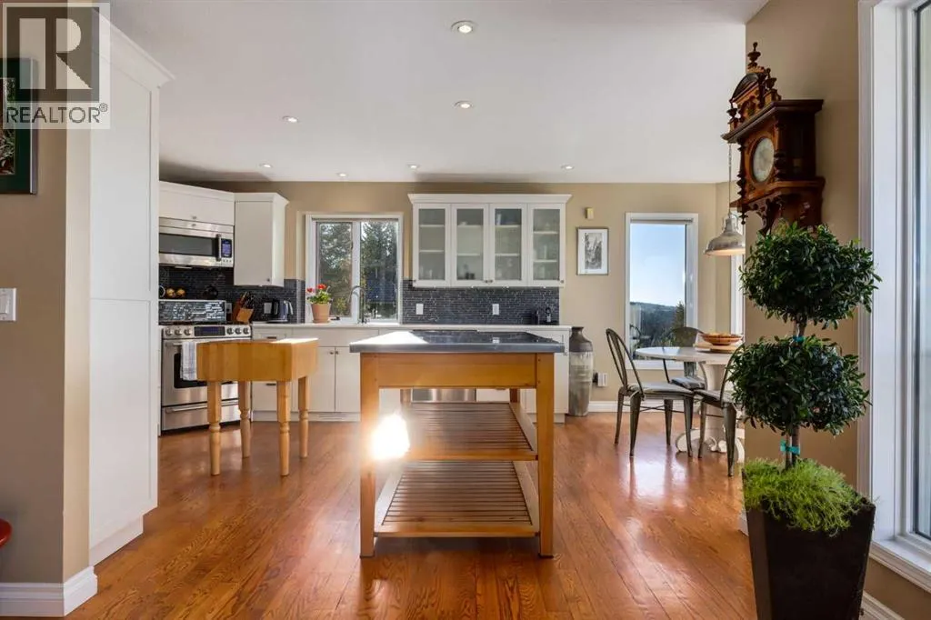 42 Sunset Way