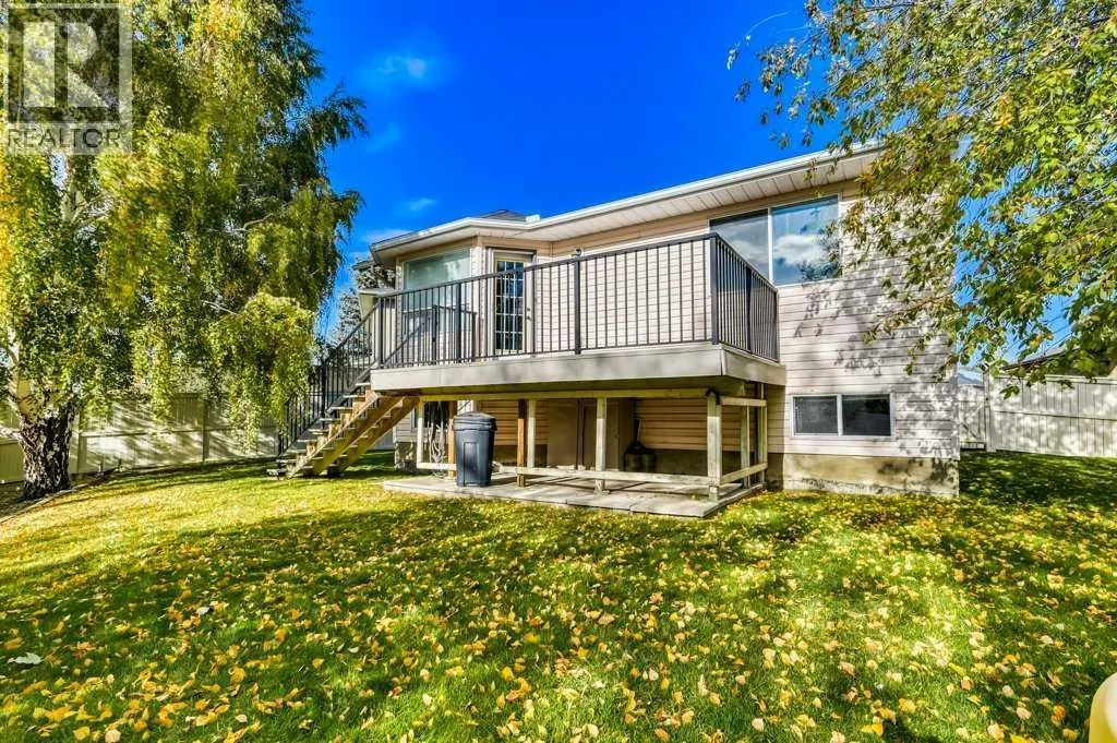 222 Diamond Court SE