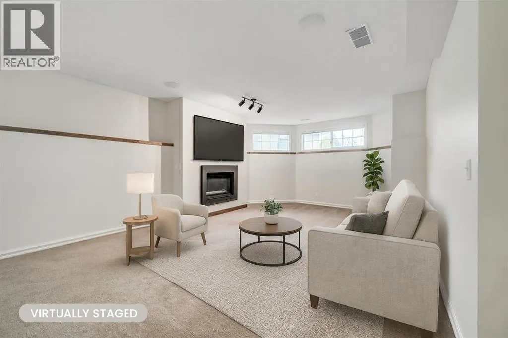 222 Diamond Court SE