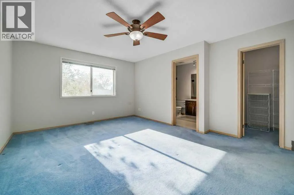 222 Diamond Court SE