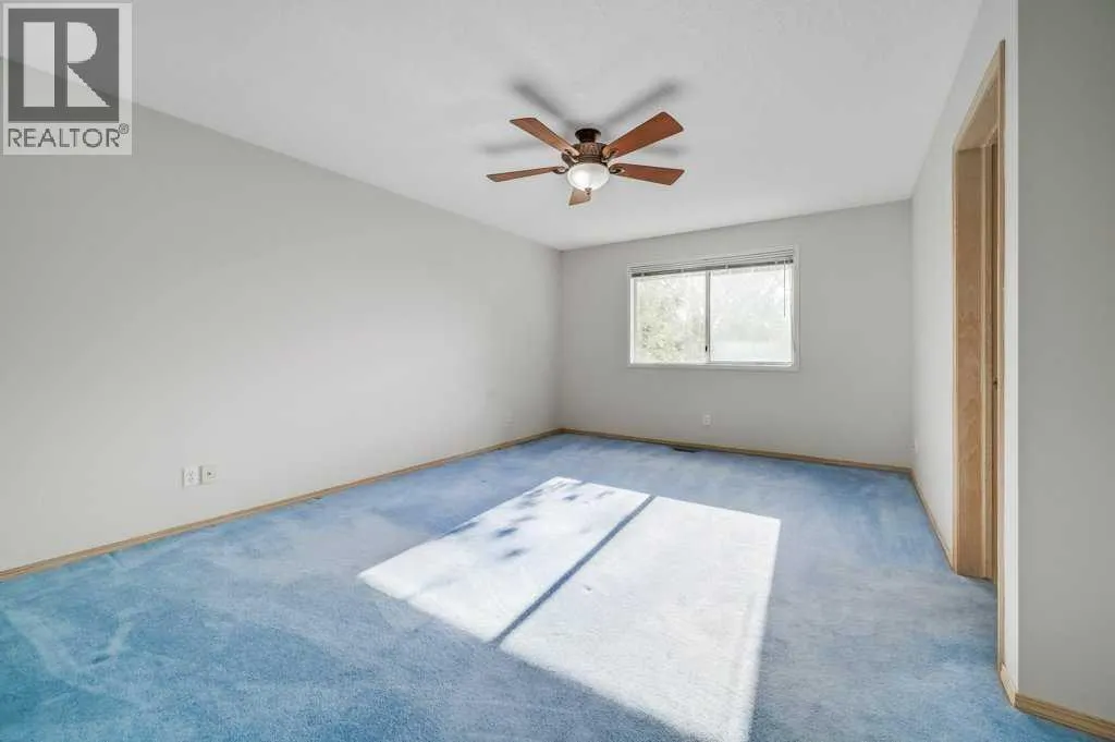 222 Diamond Court SE