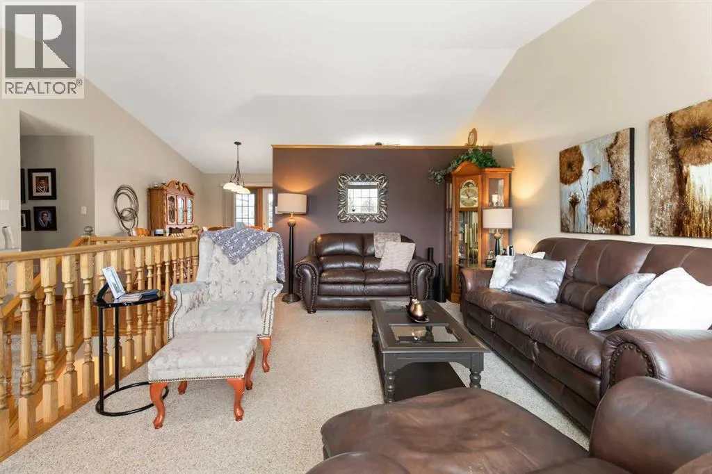 361 Sprague Way SE