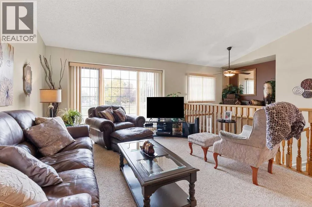 361 Sprague Way SE