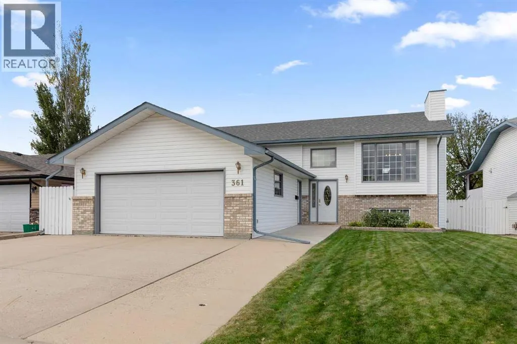 361 Sprague Way SE