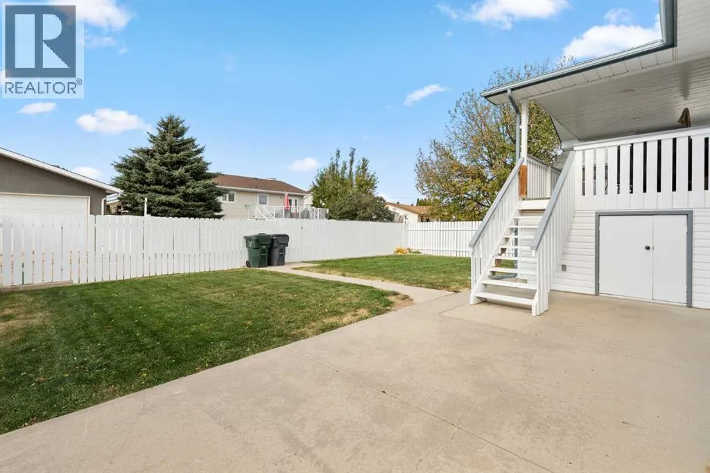 361 Sprague Way SE