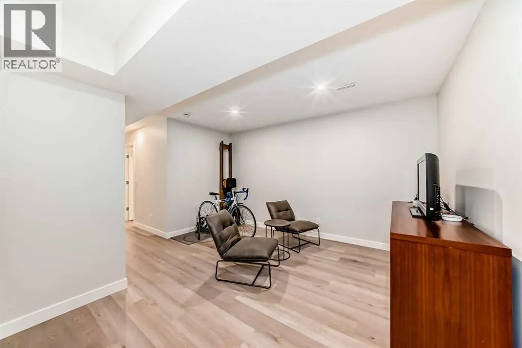 934 Cobblemore Common SW