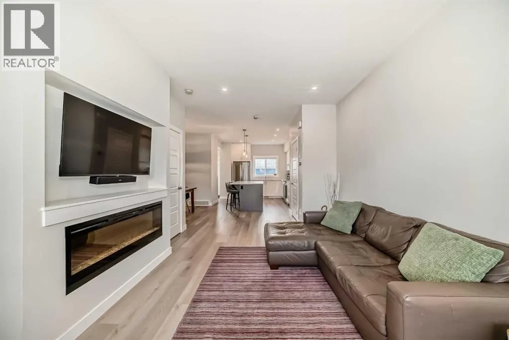 934 Cobblemore Common SW