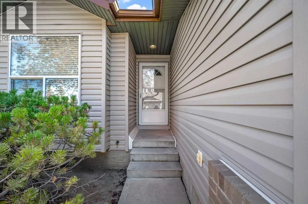 65 Tararidge Circle NE