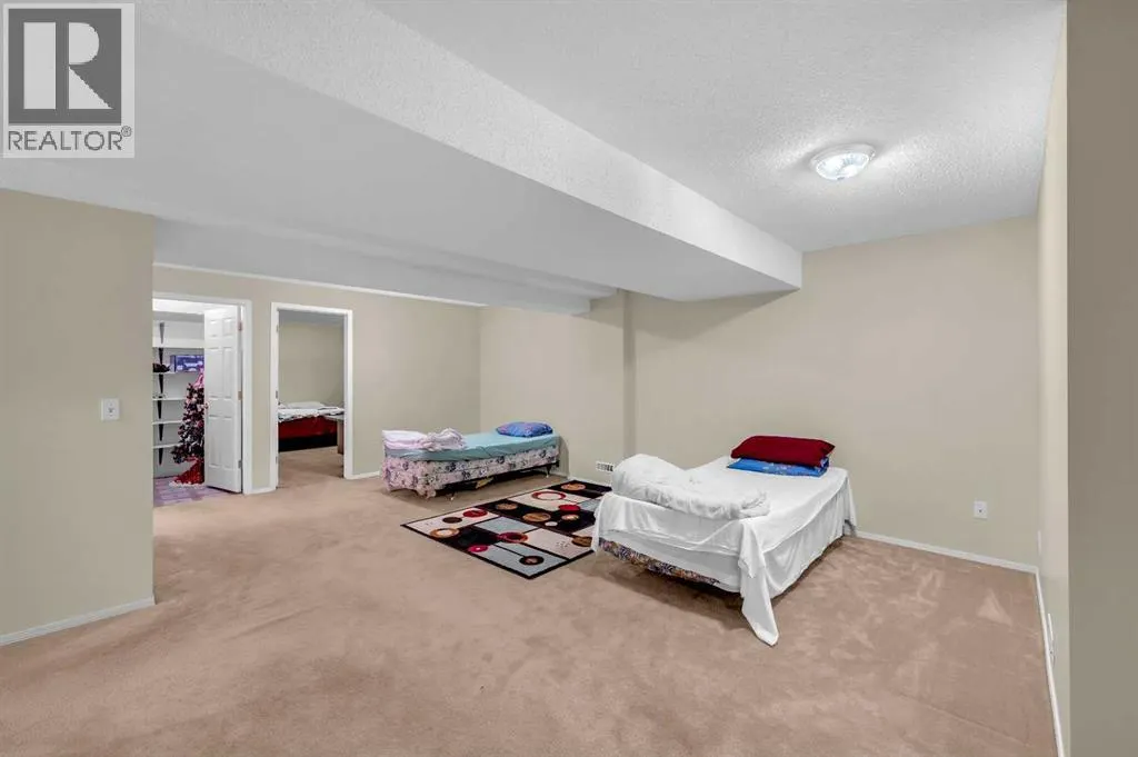 65 Tararidge Circle NE